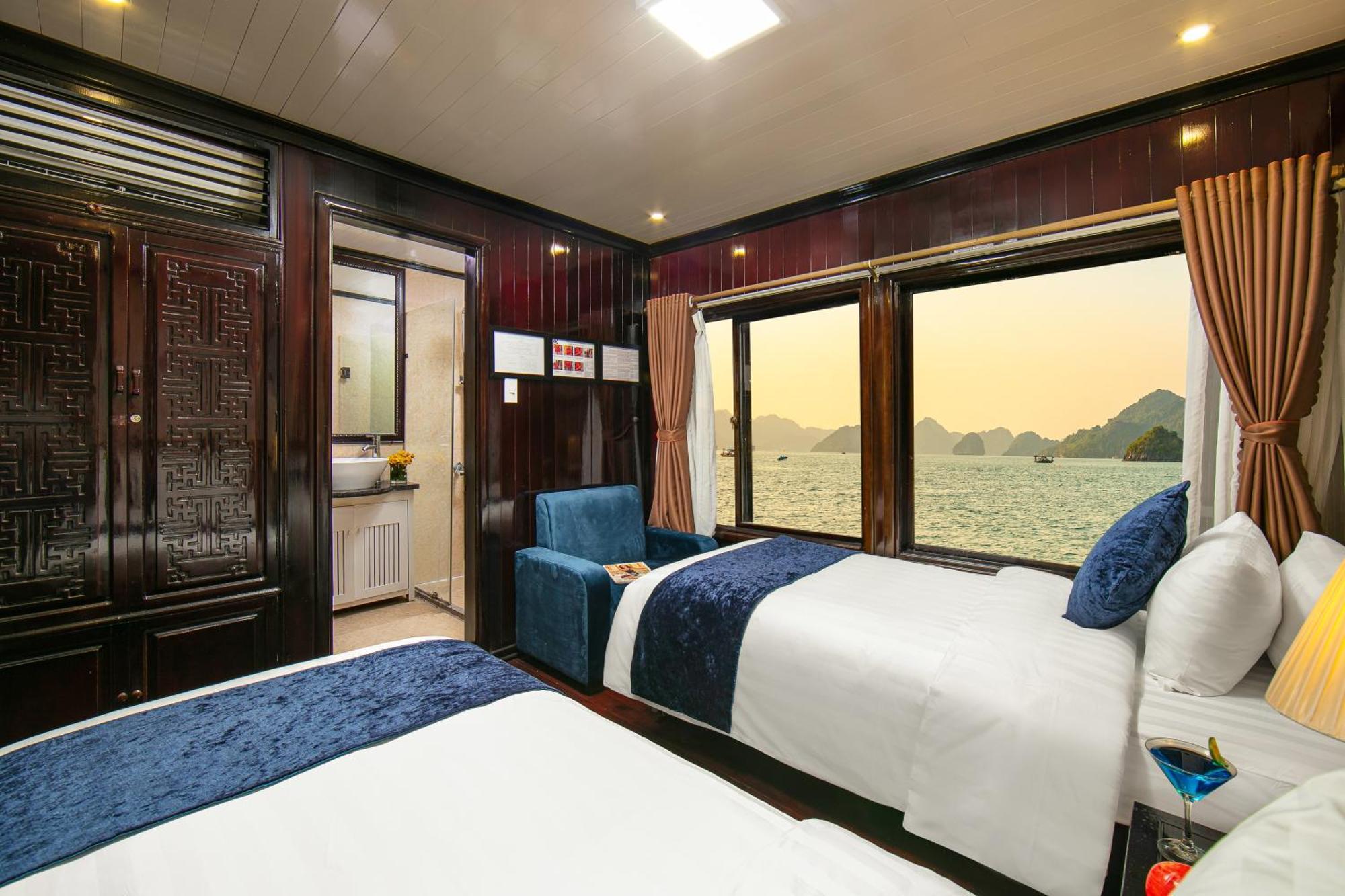 Fantasea Imperial Cruise Hotel Ha Long Exterior photo